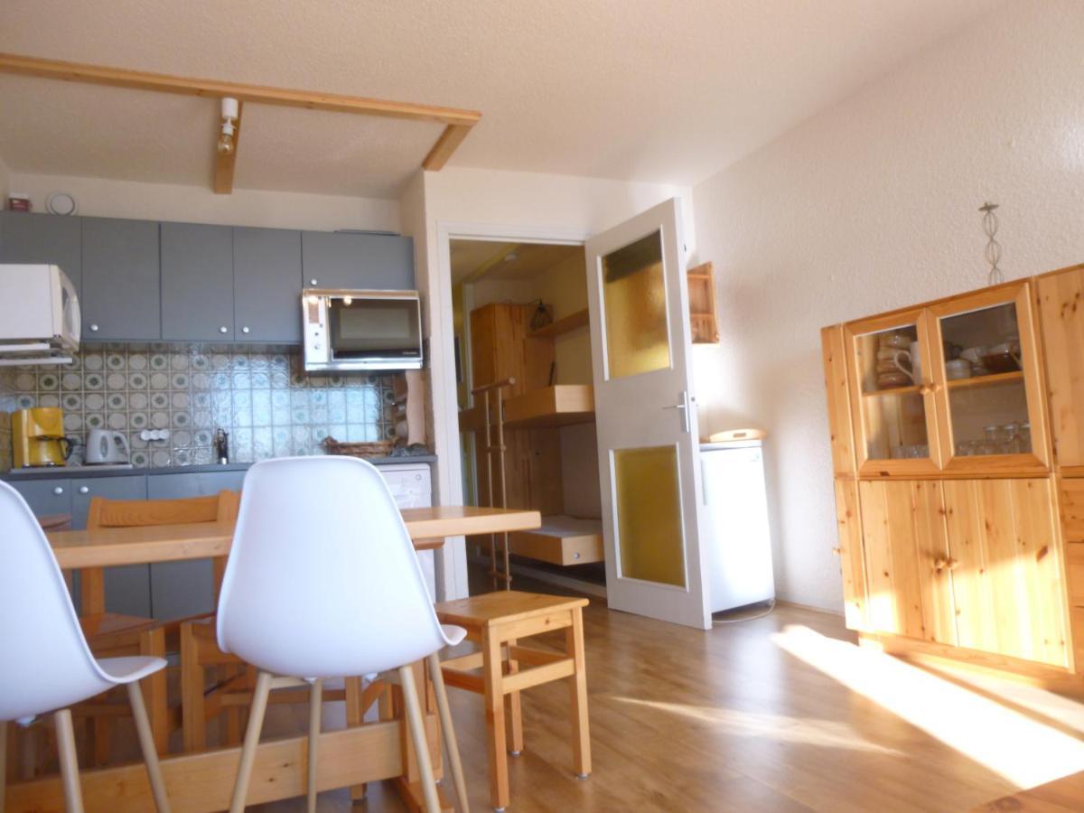 Studio Entier Au Calme Avec Vue Panoramique Exceptionelle A 1500M Apartment Comboursiere Exterior photo
